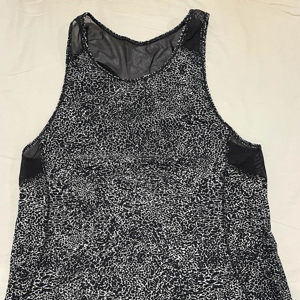 Lululemon Workout/ Athletic Tank Mesh